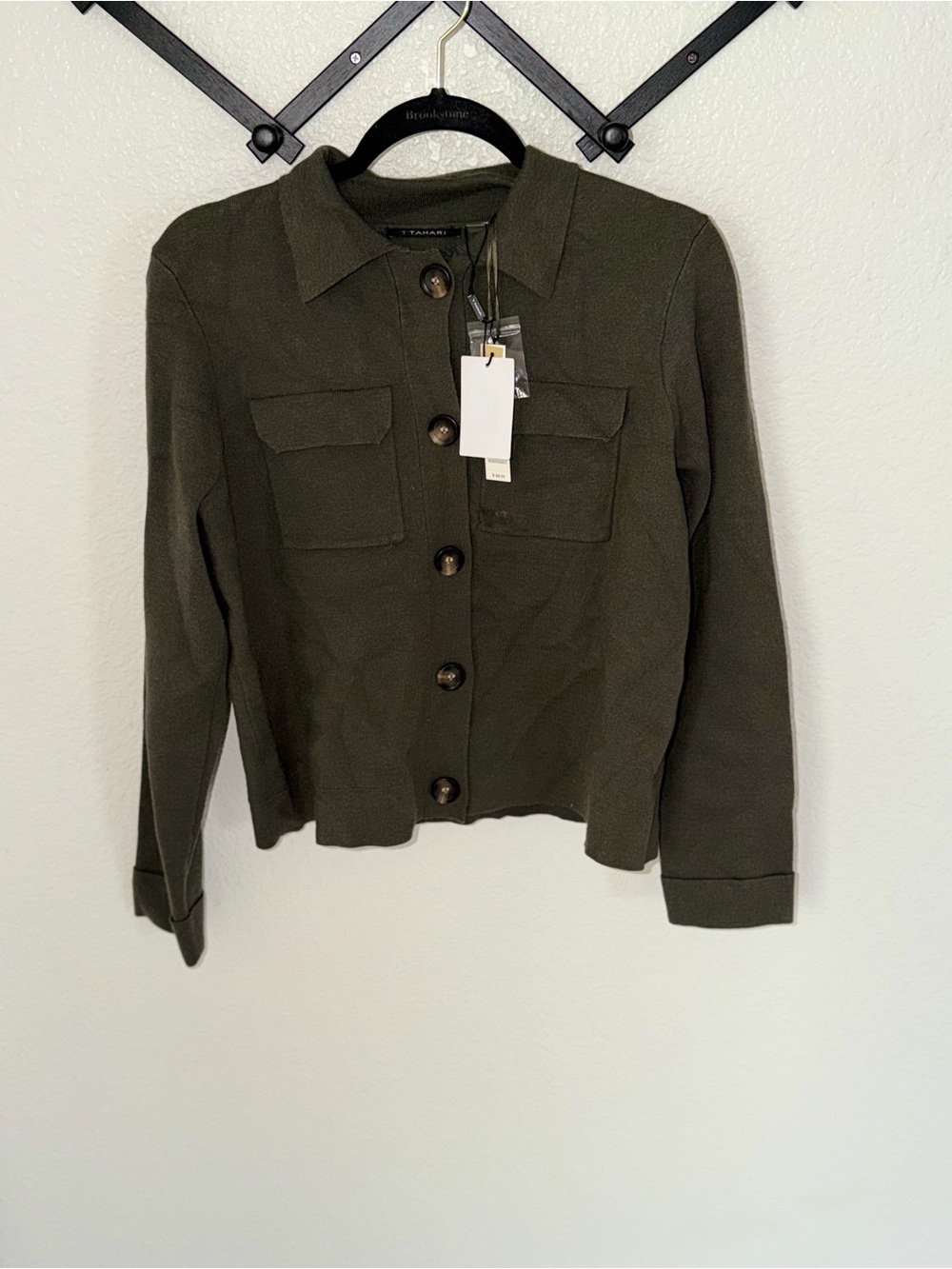 Tahari Olive Green Button Front Knit Jacket Cardigan NWT Size Medium - Picture 2 of 4